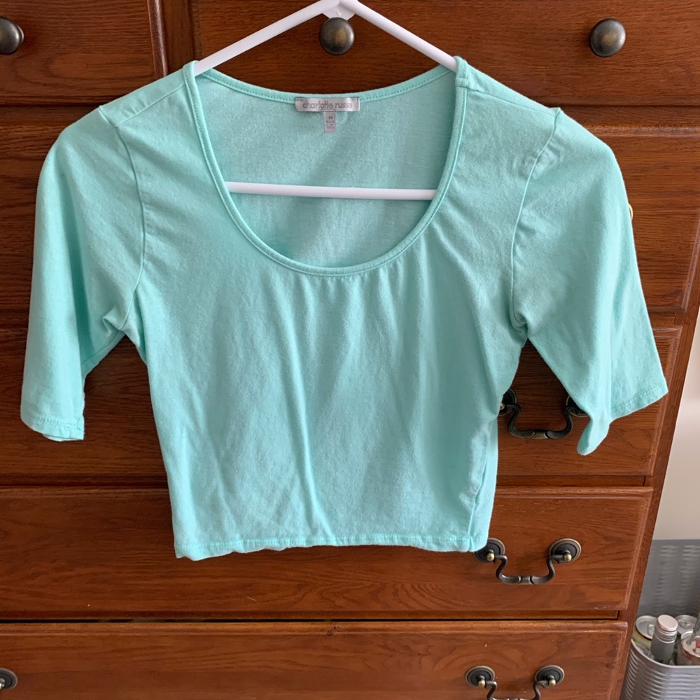 M crop top